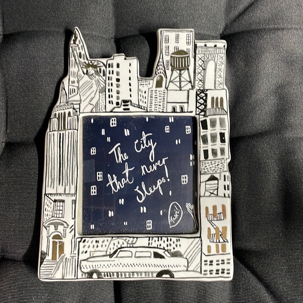 NYC scene photo frame